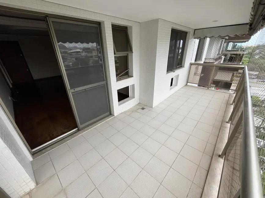 Foto 2 de Apartamento com 3 quartos à venda, 116m2 em Rio De Janeiro - RJ