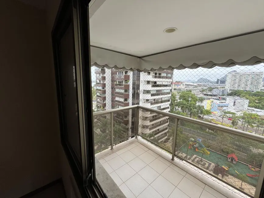 Foto 3 de Apartamento com 3 quartos à venda, 116m2 em Rio De Janeiro - RJ