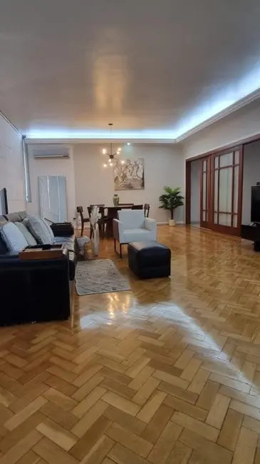 Foto 2 de Apartamento com 3 quartos à venda, 160m2 em Rio De Janeiro - RJ