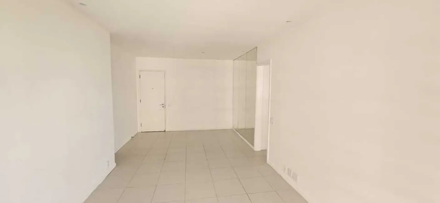 Foto 8 de Apartamento com 2 quartos à venda, 72m2 em Rio De Janeiro - RJ