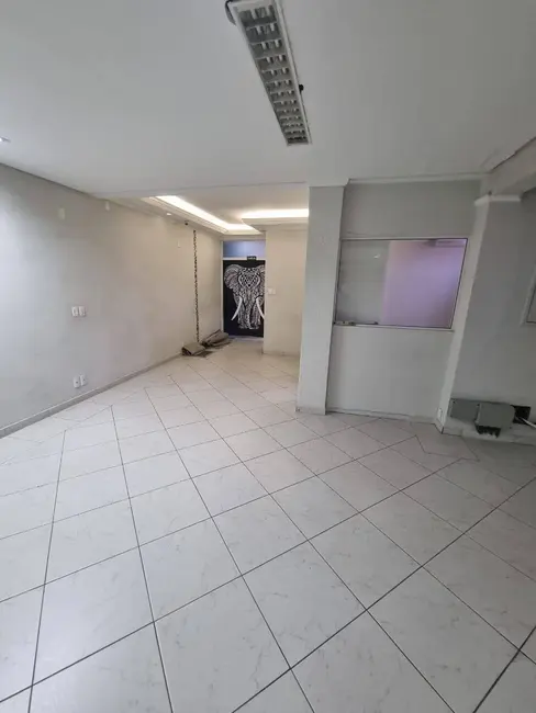 Foto 9 de Sala Comercial à venda, 240m2 em Vila Vianelo, Jundiai - SP
