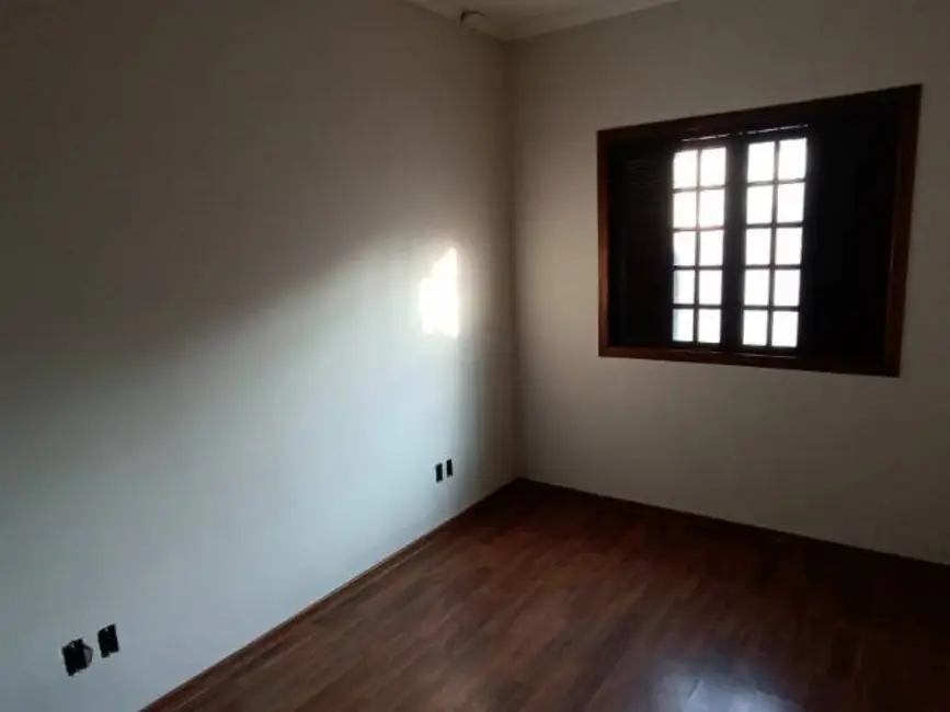 Casa com 3 quartos à venda, 245m2 em Cidade Jardim, Jundiai - SP - imagem 9 Foto 9 de Casa com 3 quartos à venda, 245m2 em Cidade Jardim, Jundiai - SP
