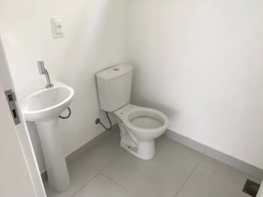 Foto 4 de Sala Comercial para alugar, 52m2 em Parque Residencial Eloy Chaves, Jundiai - SP
