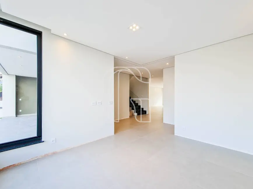 Casa com 3 quartos à venda, 356m2 em Jundiai - SP - imagem 3 Foto 3 de Casa com 3 quartos à venda, 356m2 em Jundiai - SP