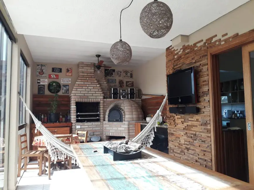 Foto 7 de Casa de Condomínio com 4 quartos à venda e para alugar, 220m2 em Itupeva - SP