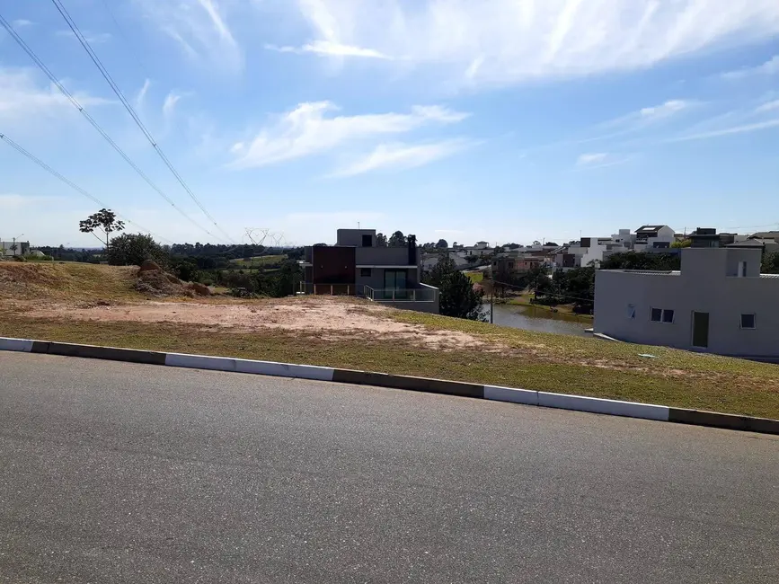 Foto 4 de Terreno / Lote à venda, 258m2 em Cabreuva - SP