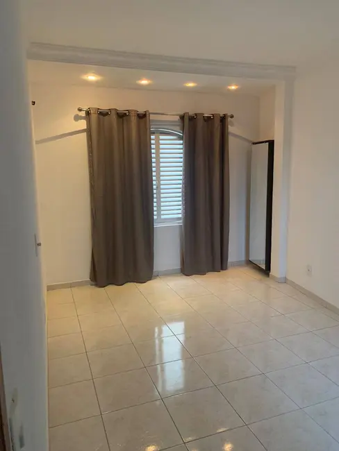 Casa com 3 quartos à venda e para alugar, 148m2 em Vila Della Piazza, Jundiai - SP - imagem 6 Foto 6 de Casa com 3 quartos à venda e para alugar, 148m2 em Vila Della Piazza, Jundiai - SP