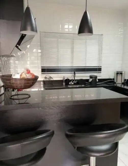 Casa com 2 quartos à venda, 108m2 em Jundiai - SP - imagem 6 Foto 6 de Casa com 2 quartos à venda, 108m2 em Jundiai - SP