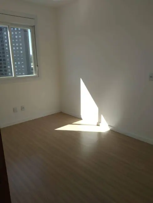 Foto 6 de Apartamento com 2 quartos à venda e para alugar, 51m2 em Vila Galvão, Jundiai - SP
