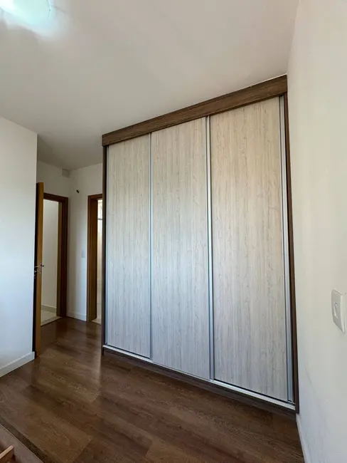 Apartamento com 3 quartos para alugar, 77m2 em Bosque dos Jacarandás, Jundiai - SP - imagem 4 Foto 4 de Apartamento com 3 quartos para alugar, 77m2 em Bosque dos Jacarandás, Jundiai - SP