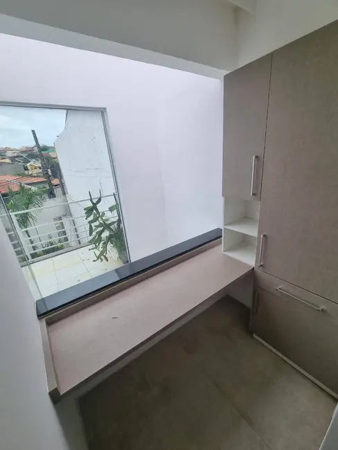 Foto 4 de Casa com 4 quartos para alugar, 550m2 em Jardim Merci I, Jundiai - SP