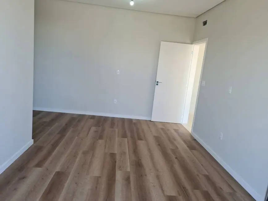Casa de Condomínio com 3 quartos à venda, 212m2 em Jardim Ermida II, Jundiai - SP - imagem 5 Foto 5 de Casa de Condomínio com 3 quartos à venda, 212m2 em Jardim Ermida II, Jundiai - SP