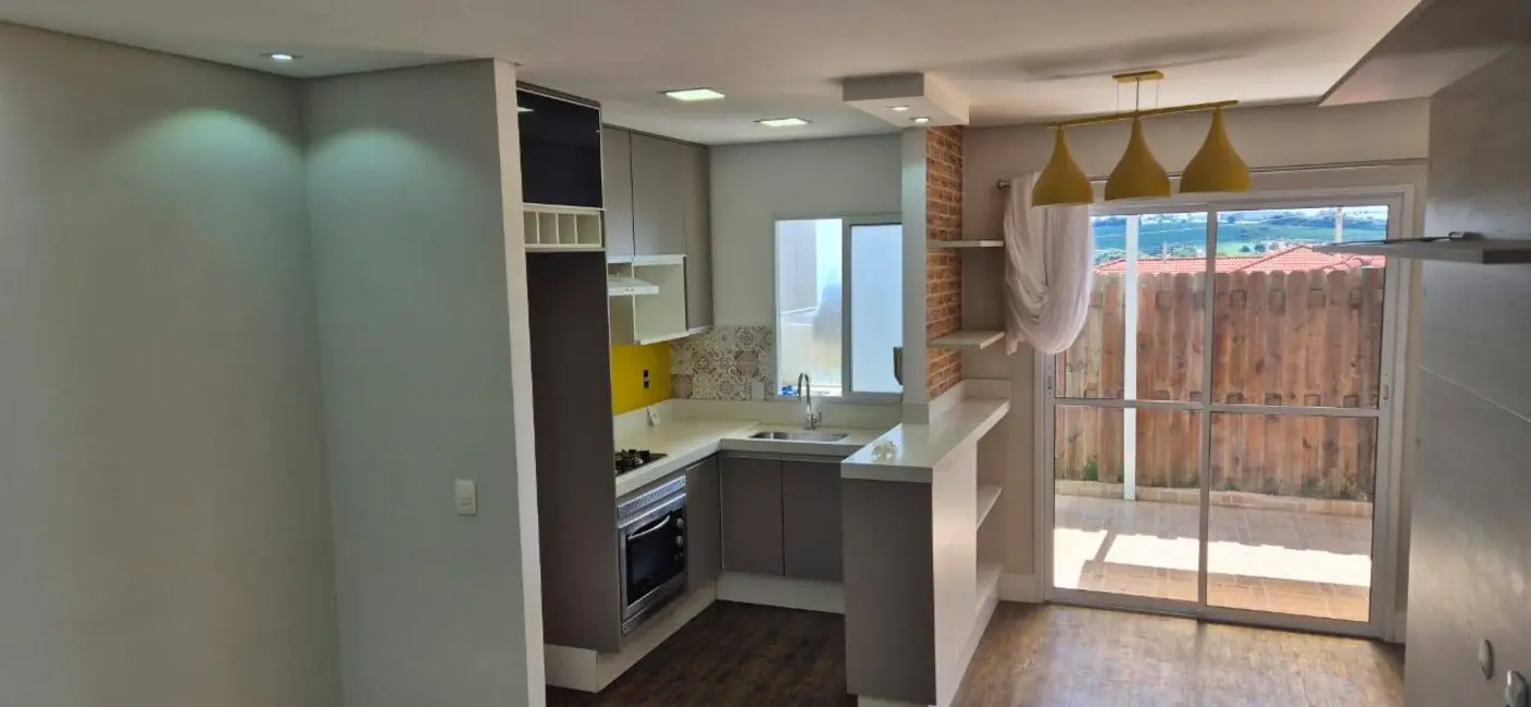 Foto 1 de Casa de Condomínio com 3 quartos para alugar, 115m2 em Medeiros, Jundiai - SP