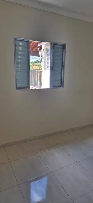 Casa com 2 quartos para alugar em Jardim Buriti, Varzea Paulista - SP - imagem 3 Foto 3 de Casa com 2 quartos para alugar em Jardim Buriti, Varzea Paulista - SP