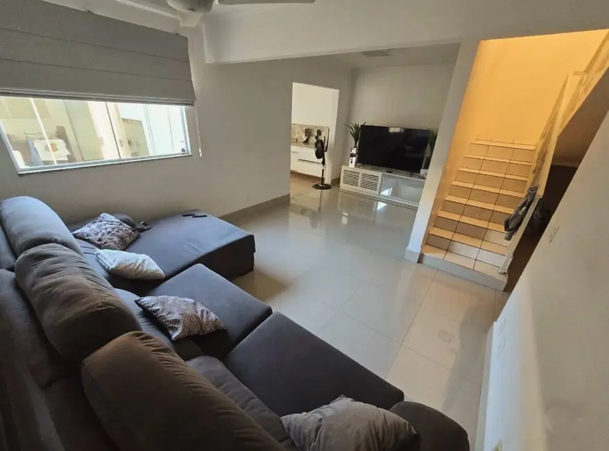 Casa de Condomínio com 3 quartos para alugar, 160m2 em Jardim Shangai, Jundiai - SP - imagem 3 Foto 3 de Casa de Condomínio com 3 quartos para alugar, 160m2 em Jardim Shangai, Jundiai - SP