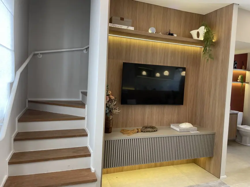 Foto 3 de Casa de Condomínio com 2 quartos à venda, 58m2 em Medeiros, Jundiai - SP