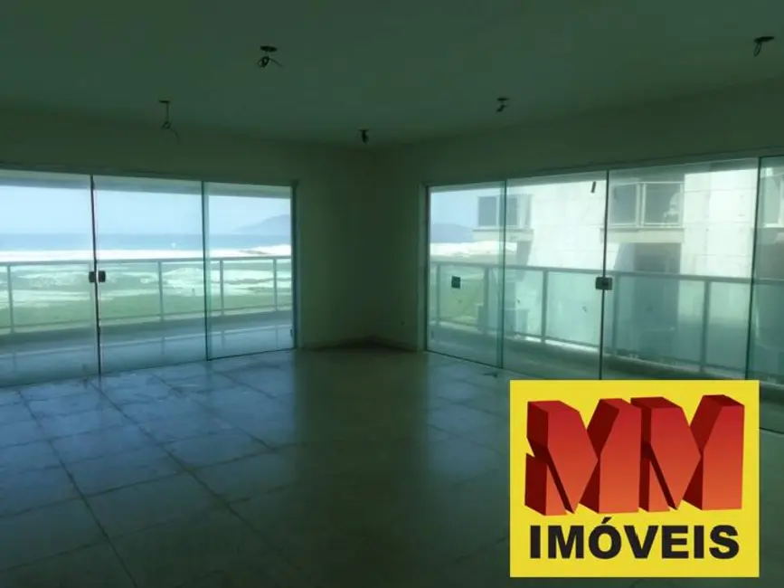 Foto 8 de Apartamento com 4 quartos à venda, 160m2 em Braga, Cabo Frio - RJ