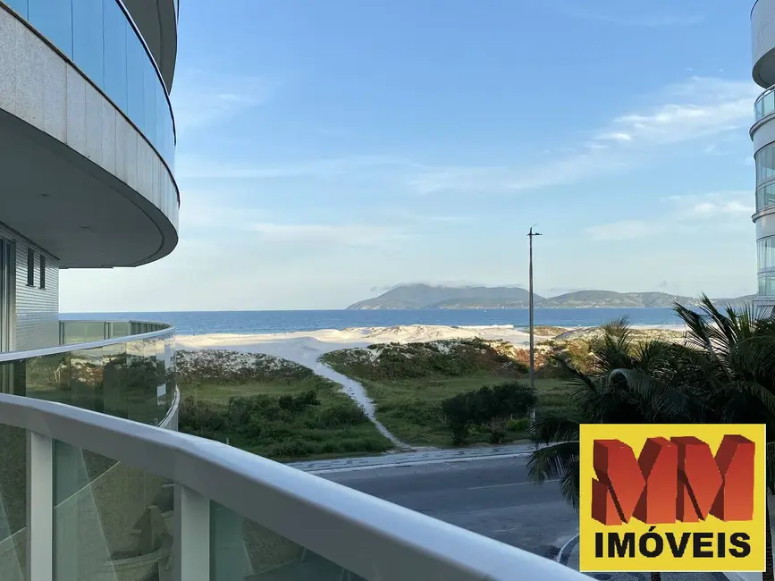 Foto 1 de Apartamento com 3 quartos à venda, 130m2 em Cabo Frio - RJ