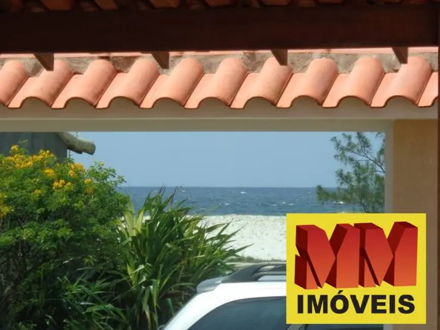 Foto 2 de Casa com 4 quartos à venda, 200m2 em Foguete, Cabo Frio - RJ