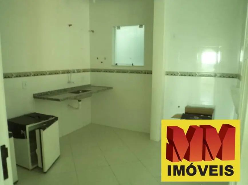 Foto 3 de Casa de Condomínio com 2 quartos à venda, 96m2 em Foguete, Cabo Frio - RJ