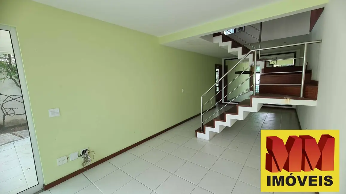 Foto 2 de Casa com 4 quartos à venda, 169m2 em Palmeiras, Cabo Frio - RJ