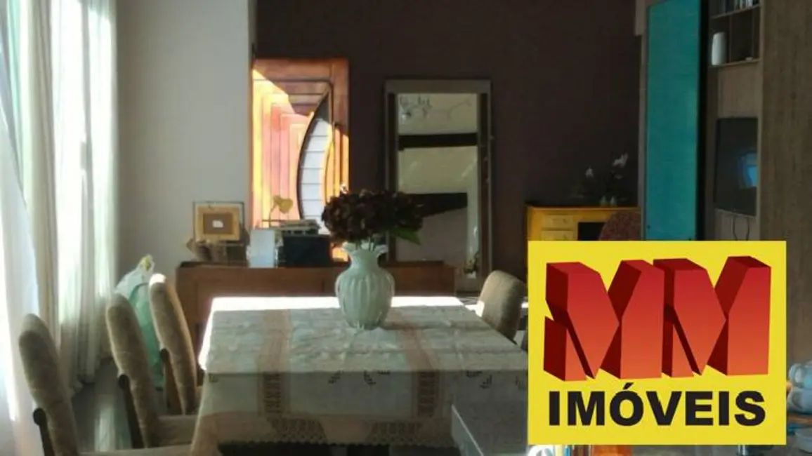 Casa de Condomínio com 4 quartos à venda, 200m2 em São Mateus, Sao Pedro Da Aldeia - RJ - imagem 9 Foto 9 de Casa de Condomínio com 4 quartos à venda, 200m2 em São Mateus, Sao Pedro Da Aldeia - RJ