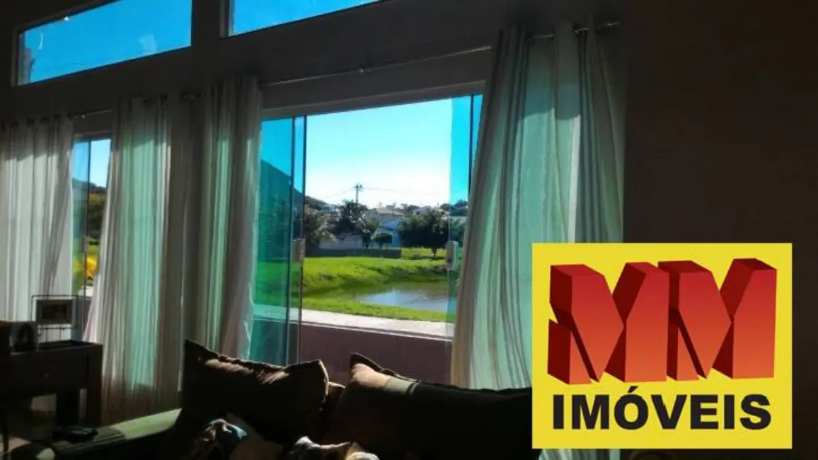 Casa de Condomínio com 4 quartos à venda, 200m2 em São Mateus, Sao Pedro Da Aldeia - RJ - imagem 8 Foto 8 de Casa de Condomínio com 4 quartos à venda, 200m2 em São Mateus, Sao Pedro Da Aldeia - RJ