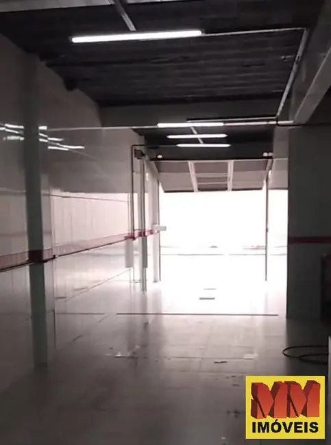 Loja à venda, 84m2 em Jardim Olinda, Cabo Frio - RJ - imagem 7 Foto 7 de Loja à venda, 84m2 em Jardim Olinda, Cabo Frio - RJ