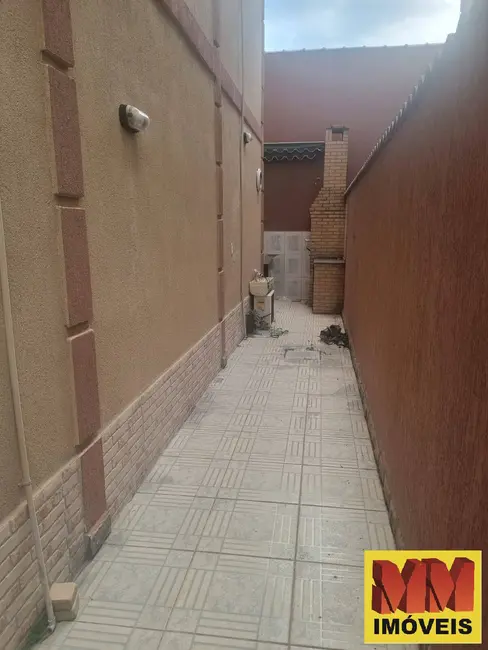 Foto 3 de Casa de Condomínio com 2 quartos à venda, 84m2 em Jardim Flamboyant, Cabo Frio - RJ