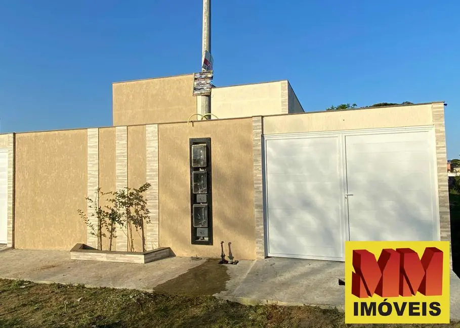 Foto 1 de Casa com 2 quartos à venda, 60m2 em Cabo Frio - RJ