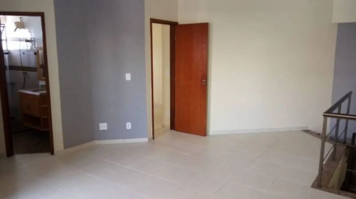 Cobertura com 4 quartos à venda e para alugar, 160m2 em Algodoal, Cabo Frio - RJ - imagem 9 Foto 9 de Cobertura com 4 quartos à venda e para alugar, 160m2 em Algodoal, Cabo Frio - RJ