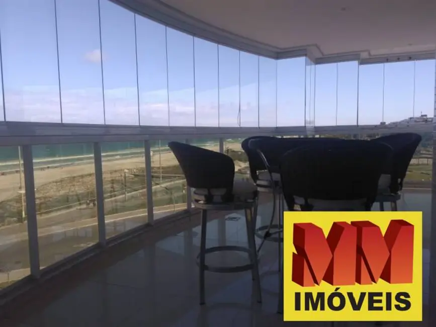 Foto 3 de Apartamento com 3 quartos à venda, 140m2 em Cabo Frio - RJ