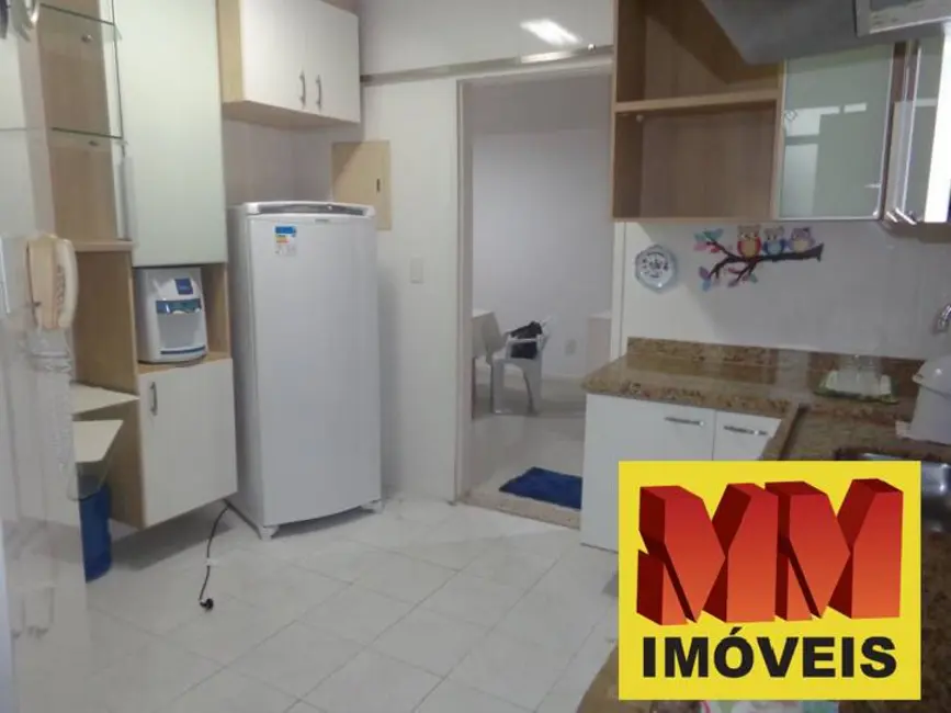 Foto 9 de Apartamento com 3 quartos à venda, 140m2 em Cabo Frio - RJ