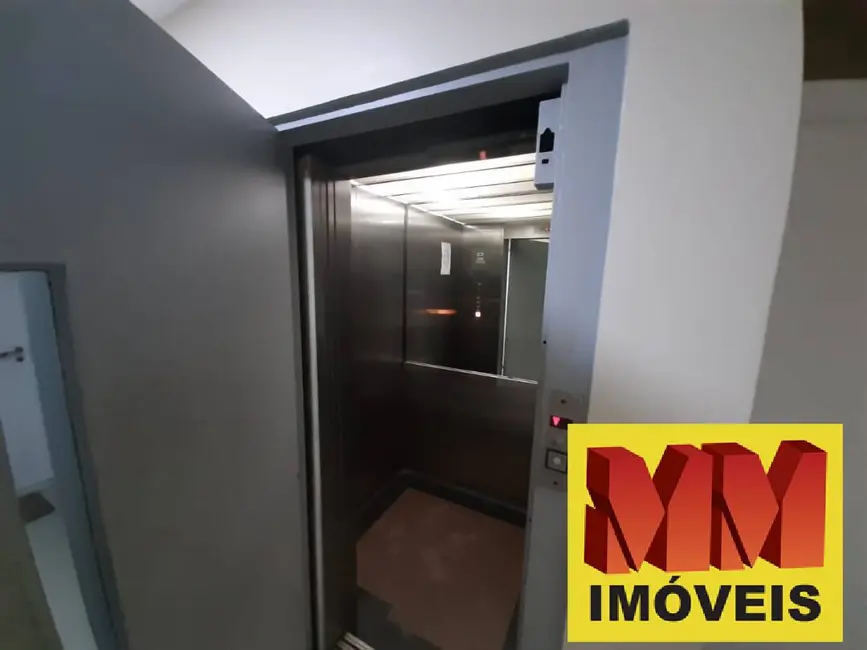 Apartamento com 3 quartos à venda, 120m2 em Braga, Cabo Frio - RJ - imagem 5 Foto 5 de Apartamento com 3 quartos à venda, 120m2 em Braga, Cabo Frio - RJ