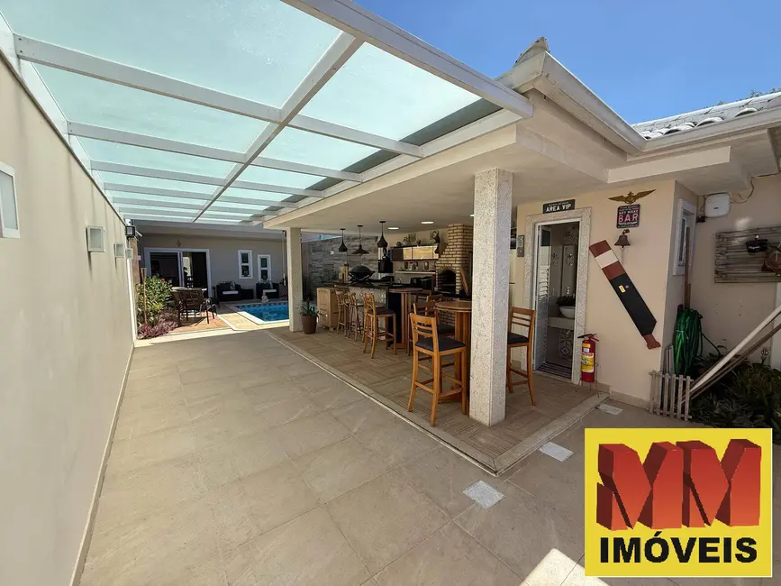 Foto 3 de Casa com 4 quartos à venda, 126m2 em Portinho, Cabo Frio - RJ