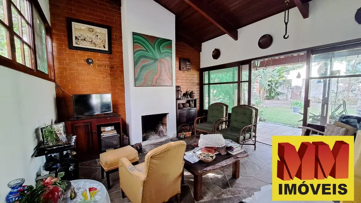 Casa com 4 quartos à venda, 270m2 em Palmeiras, Cabo Frio - RJ - imagem 9 Foto 9 de Casa com 4 quartos à venda, 270m2 em Palmeiras, Cabo Frio - RJ