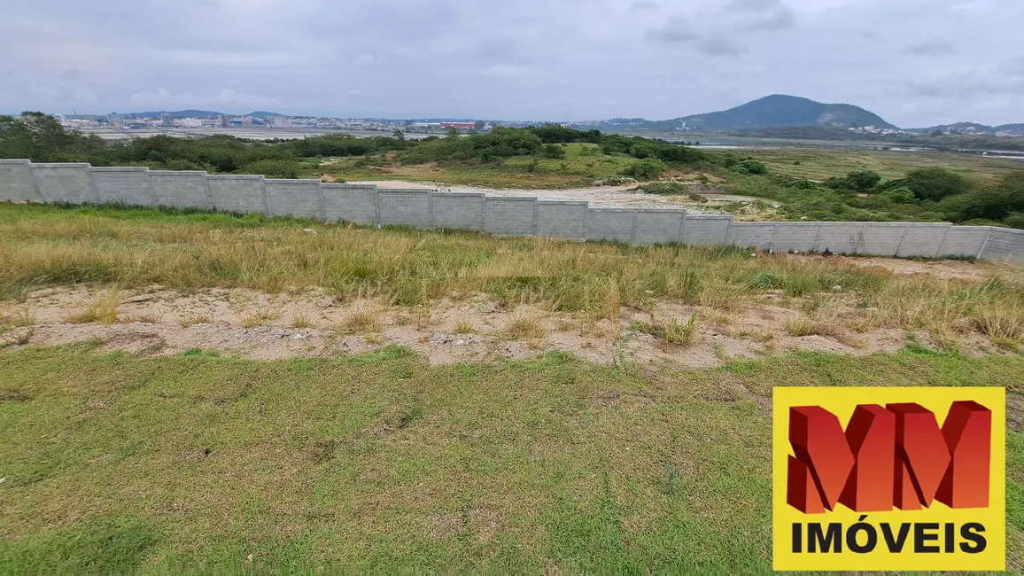 Lote de Condomínio à venda, 252m2 em Balneário São Pedro, Sao Pedro Da Aldeia - RJ - imagem 2 Foto 2 de Lote de Condomínio à venda, 252m2 em Balneário São Pedro, Sao Pedro Da Aldeia - RJ