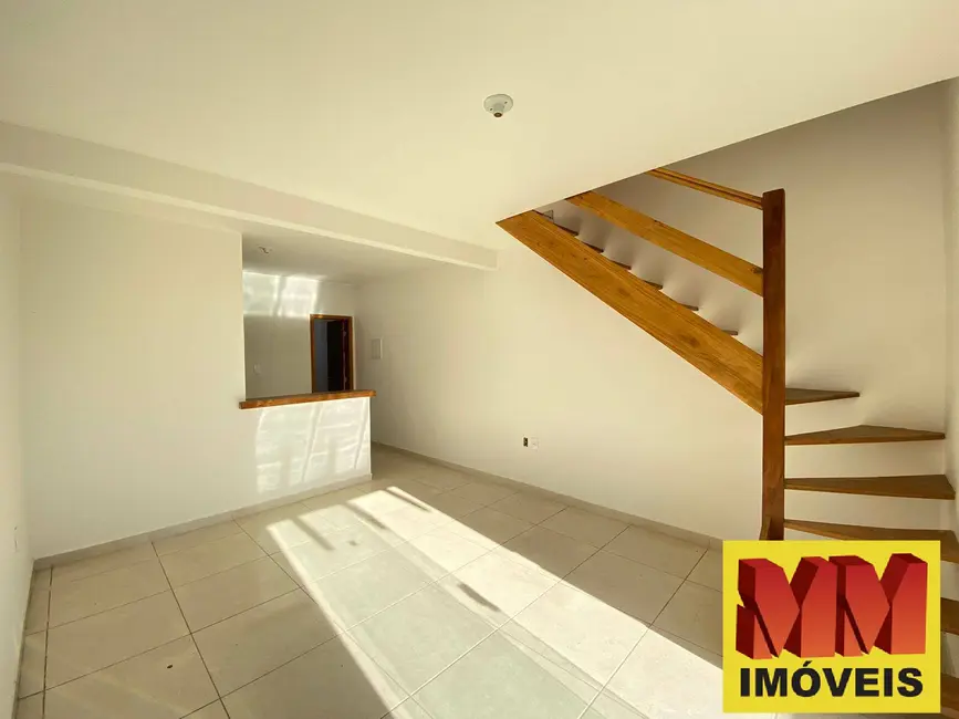 Foto 3 de Casa de Condomínio com 2 quartos à venda, 74m2 em Peró, Cabo Frio - RJ