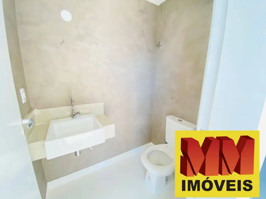 Casa de Condomínio com 3 quartos à venda, 150m2 em Ogiva, Cabo Frio - RJ - imagem 4 Foto 4 de Casa de Condomínio com 3 quartos à venda, 150m2 em Ogiva, Cabo Frio - RJ