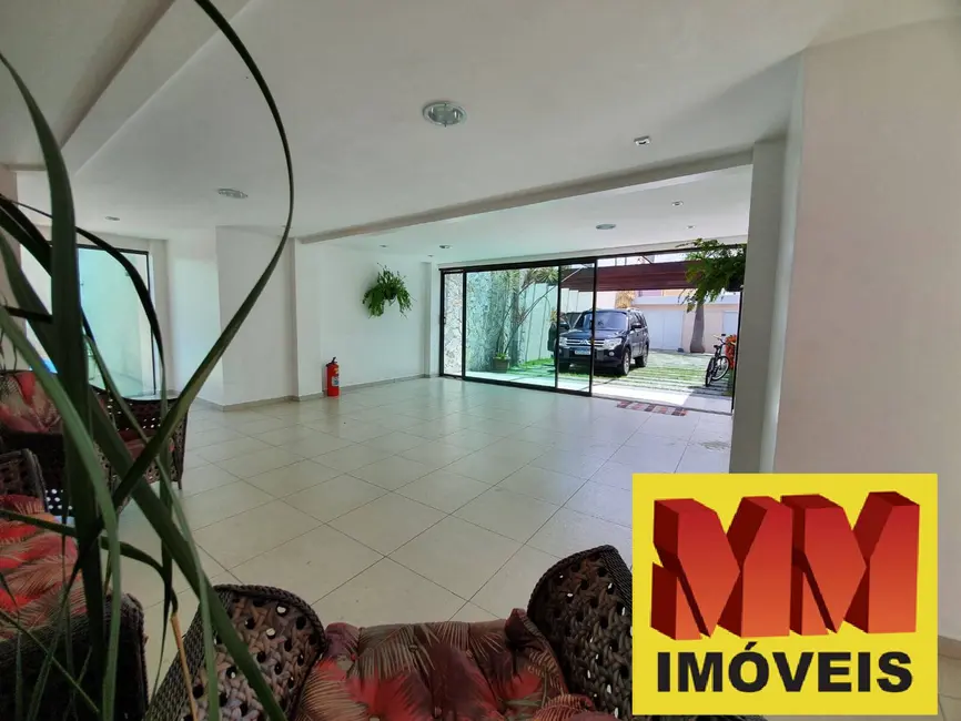 Foto 4 de Casa com 5 quartos à venda, 270m2 em Cabo Frio - RJ