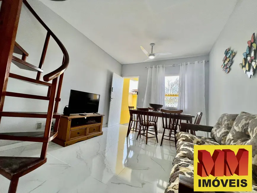 Foto 5 de Casa de Condomínio com 2 quartos à venda, 66m2 em Cabo Frio - RJ