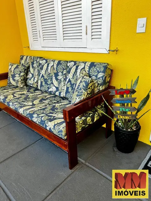 Foto 3 de Casa de Condomínio com 2 quartos à venda, 66m2 em Cabo Frio - RJ