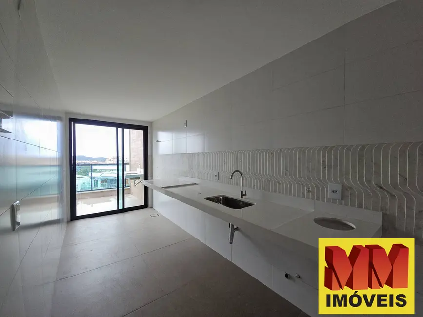 Cobertura com 3 quartos à venda, 248m2 em Centro, Cabo Frio - RJ - imagem 5 Foto 5 de Cobertura com 3 quartos à venda, 248m2 em Centro, Cabo Frio - RJ