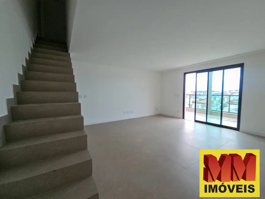 Cobertura com 3 quartos à venda, 248m2 em Centro, Cabo Frio - RJ - imagem 4 Foto 4 de Cobertura com 3 quartos à venda, 248m2 em Centro, Cabo Frio - RJ