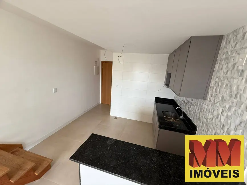 Cobertura com 3 quartos à venda, 110m2 em Braga, Cabo Frio - RJ - imagem 4 Foto 4 de Cobertura com 3 quartos à venda, 110m2 em Braga, Cabo Frio - RJ