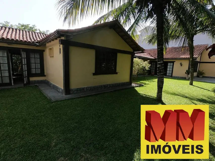 Foto 3 de Casa com 5 quartos à venda, 230m2 em Ogiva, Cabo Frio - RJ