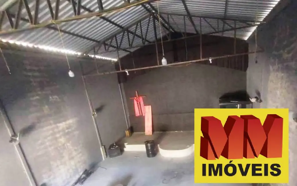 Foto 3 de Armazém / Galpão à venda, 200m2 em Jardim Olinda, Cabo Frio - RJ