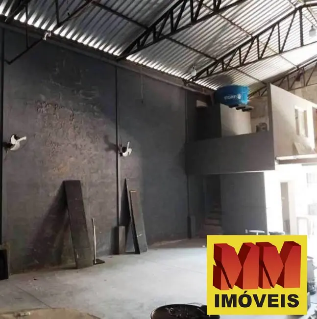 Foto 8 de Armazém / Galpão à venda, 200m2 em Jardim Olinda, Cabo Frio - RJ