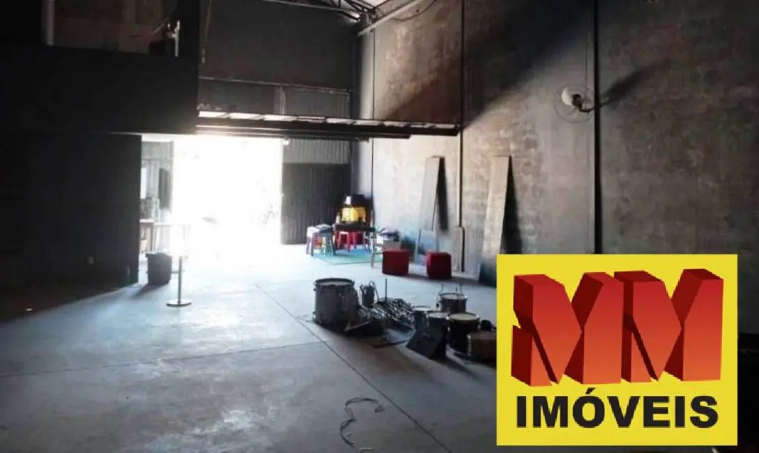 Foto 6 de Armazém / Galpão à venda, 200m2 em Jardim Olinda, Cabo Frio - RJ