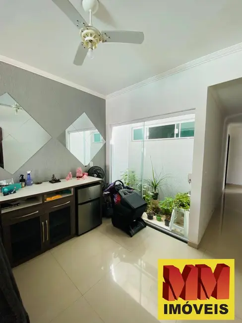 Foto 6 de Casa com 3 quartos à venda, 150m2 em Cabo Frio - RJ